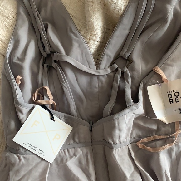 ✨NWT FAME & PARTNERS GOWN✨ - Picture 3 of 7